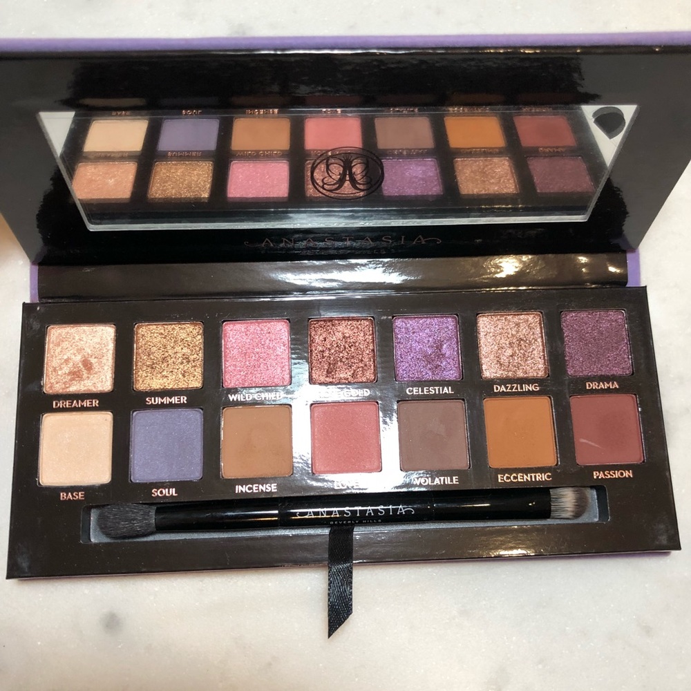 Anastasia Beverly Hills Norvina palette.